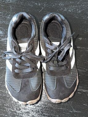 Black and White Women's Athletic Sneakers